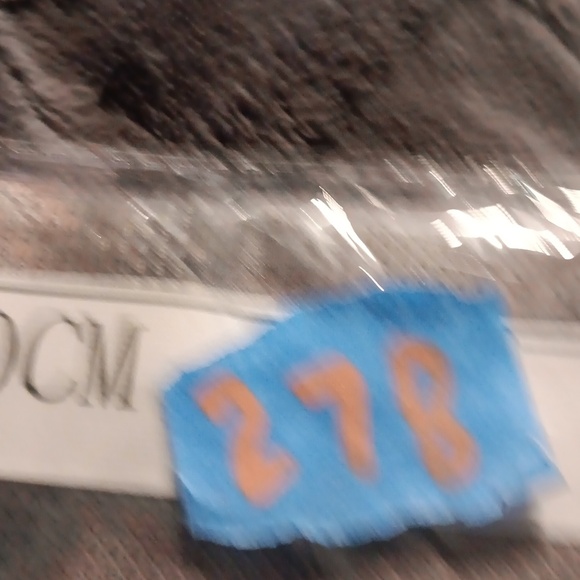 Gothic Theme Woman, Dragon And Castle Diamond Art Paint Kit 50x50 - Picture 8 of 8